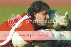 http://img54.photobucket.com/albums/v165/terceiroanel/benfica/bossio.jpg